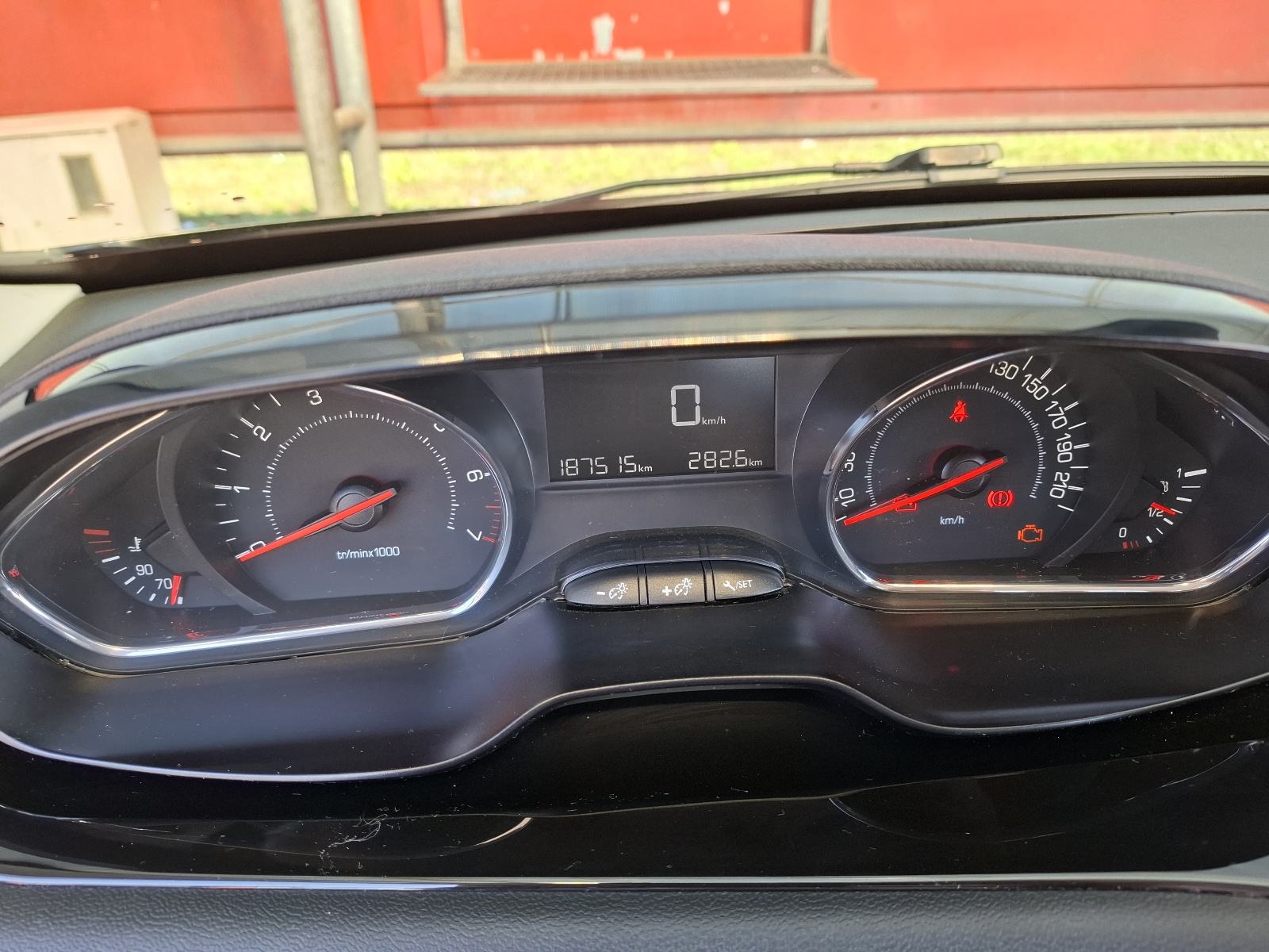 Peugeot 208 1,2 VTi, fotografija 8