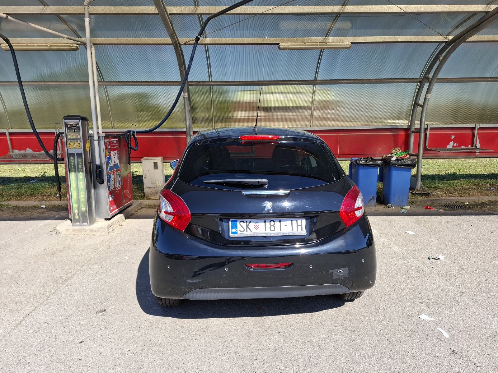 Peugeot 208 1,2 VTi, fotografija 3