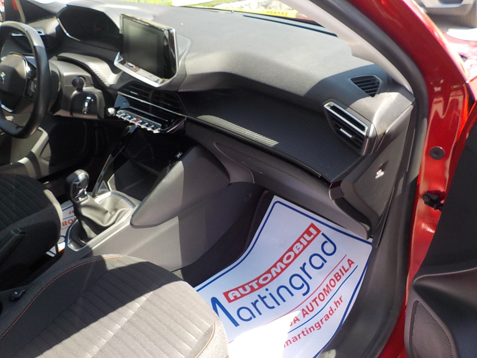 Peugeot 208 1,2i,⭐️HR AUTO⭐️39.000⭐️OPREMA⭐️NA IME KUPCA⭐️GARANCIJA⭐️, fotografija 14