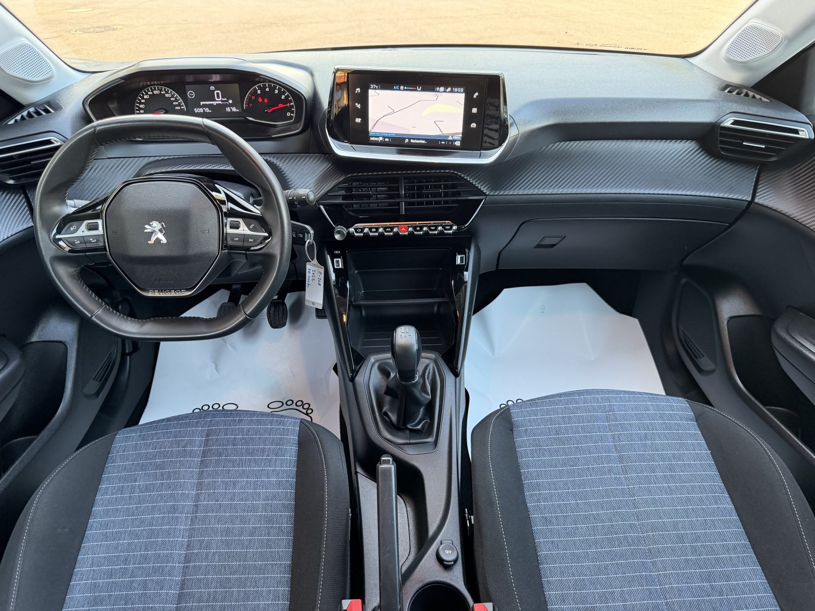 Peugeot 208 1,2PureTech-SAMO 51.000KM-NAVI-KLIMA-TEMPOMAT-ODLIČAN-, fotografija 9