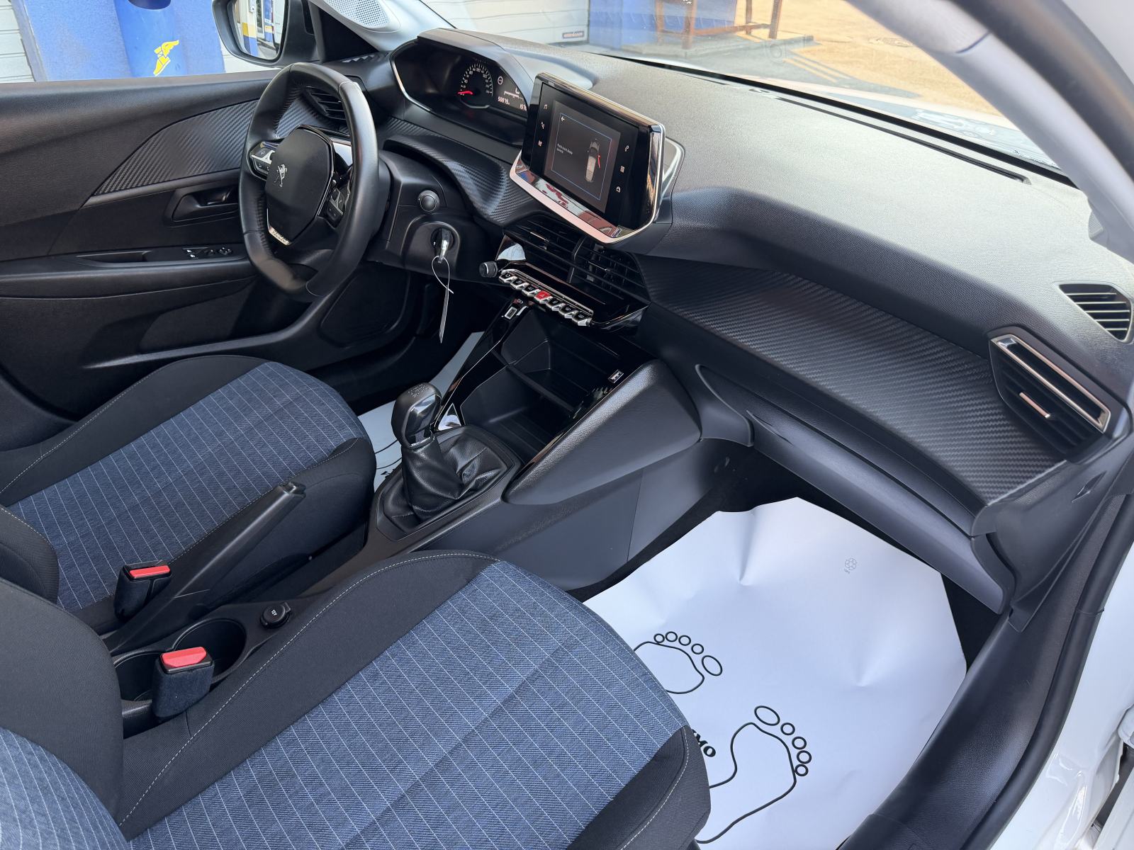 Peugeot 208 1,2PureTech-SAMO 51.000KM-NAVI-KLIMA-TEMPOMAT-ODLIČAN-, fotografija 10
