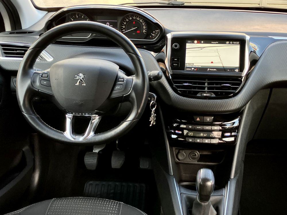 PEUGEOT 208 1.2VTi TECH, LED, KAMERA, 2-ZONSKA KLIMA,...BESPRIJEKORAN, fotografija 14