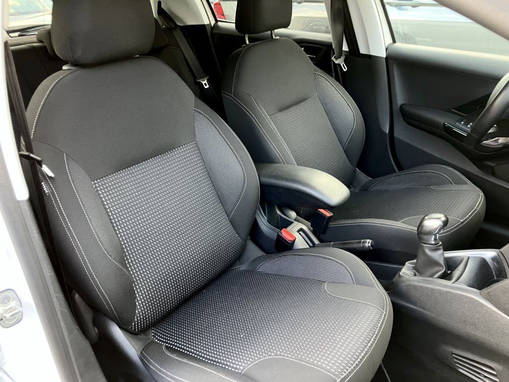 PEUGEOT 208 1.2VTi TECH, LED, KAMERA, 2-ZONSKA KLIMA,...BESPRIJEKORAN, fotografija 19