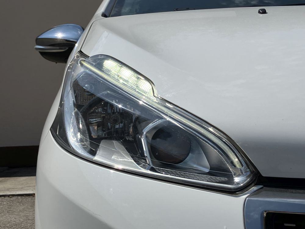 PEUGEOT 208 1.2VTi TECH, LED, KAMERA, 2-ZONSKA KLIMA,...BESPRIJEKORAN, fotografija 7