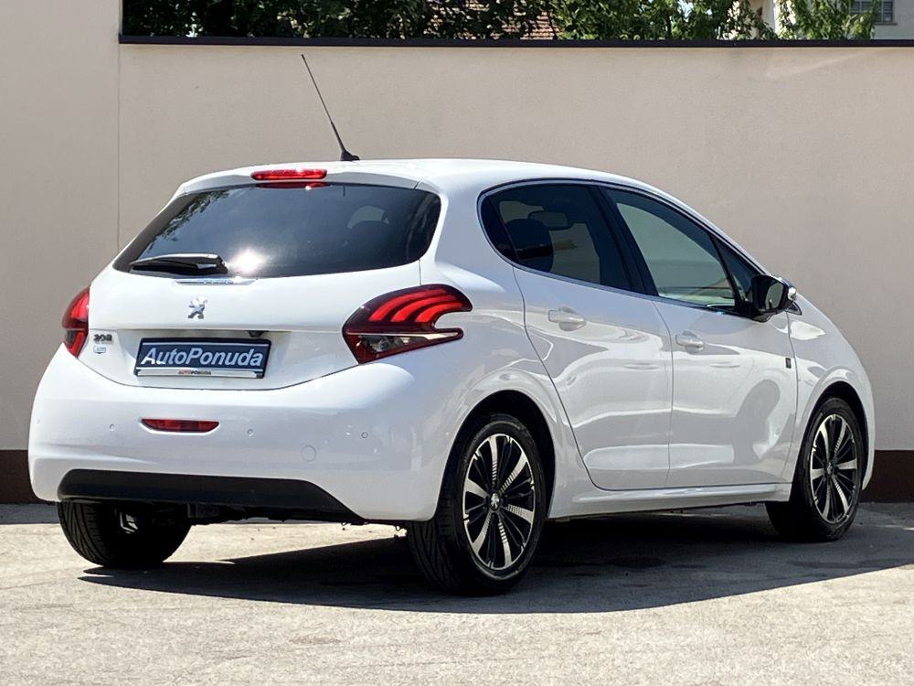 PEUGEOT 208 1.2VTi TECH, LED, KAMERA, 2-ZONSKA KLIMA,...BESPRIJEKORAN, fotografija 5