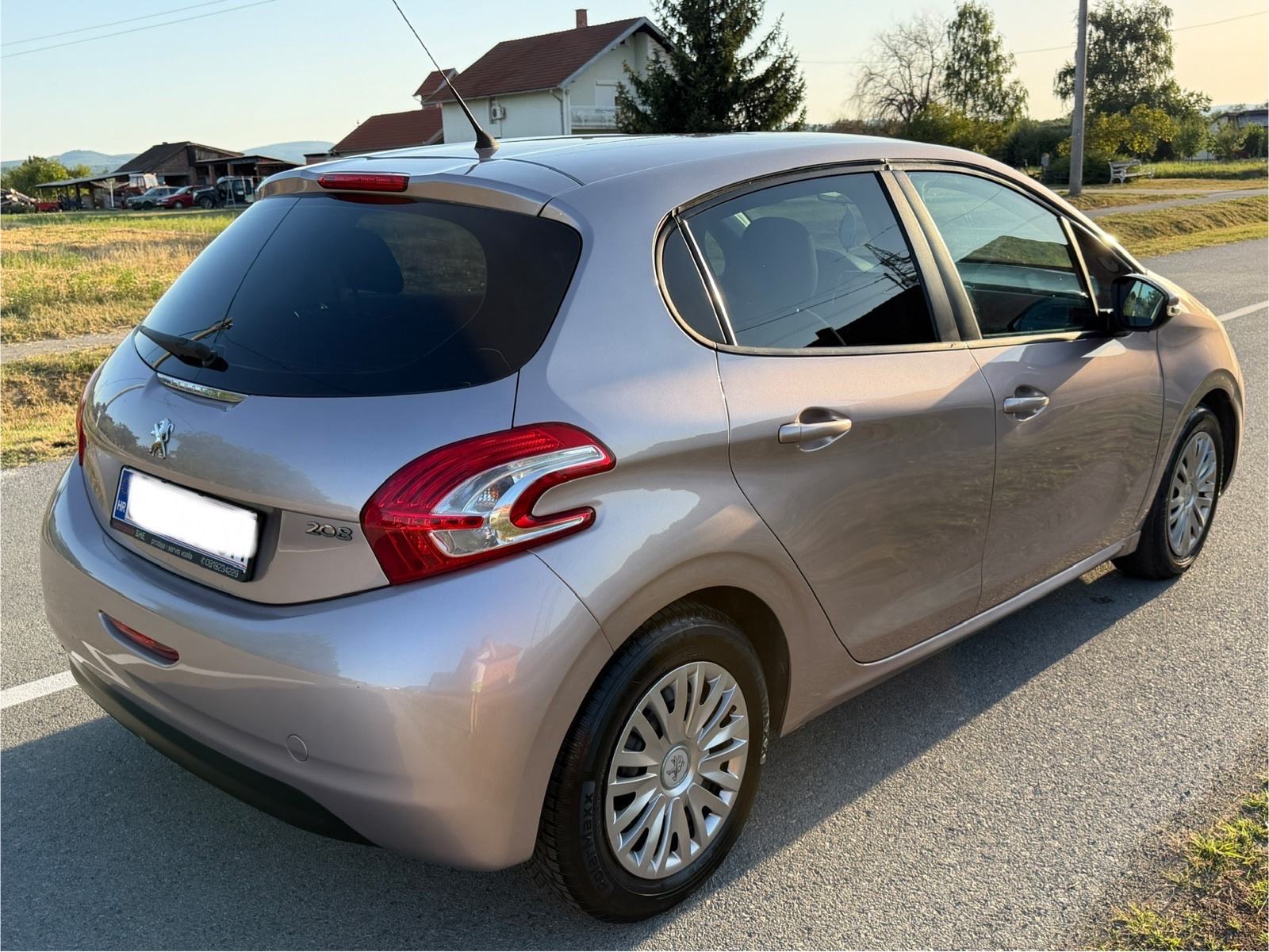 Peugeot 208 1,4 HDi 2013g., fotografija 6