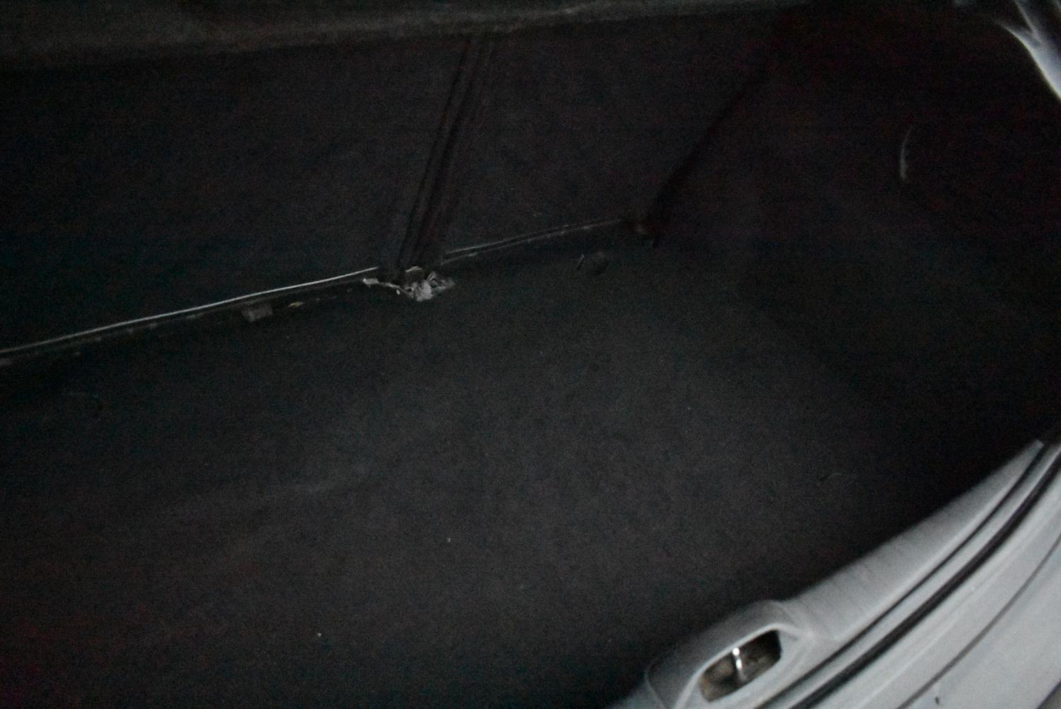 Peugeot 208 1,4 HDi *SERVISNA, NAVIGACIJA, ALU NAPLATCI*, fotografija 9