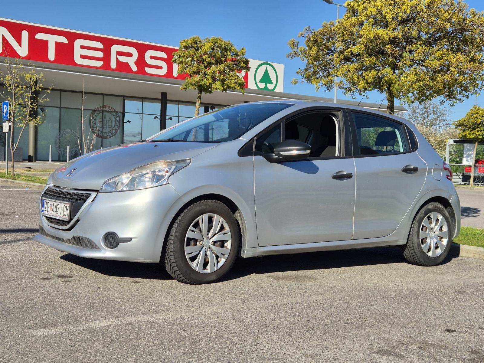 Peugeot 208 1,4 HDi, fotografija 4