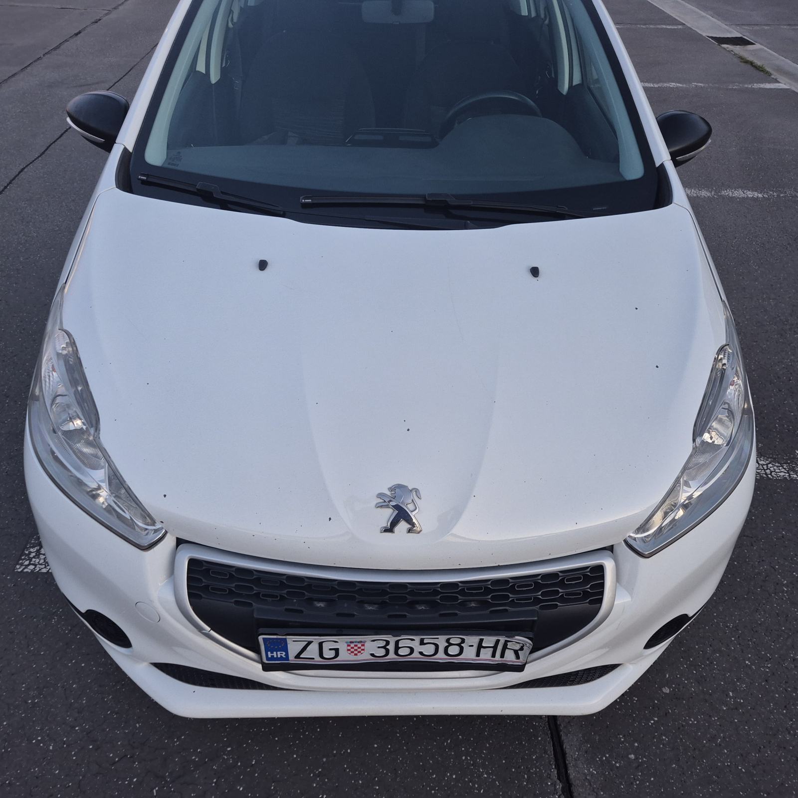 Peugeot 208 1,4 HDi, fotografija 5