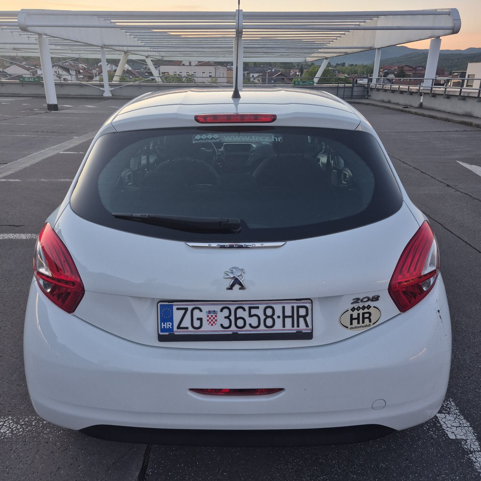 Peugeot 208 1,4 HDi, fotografija 2