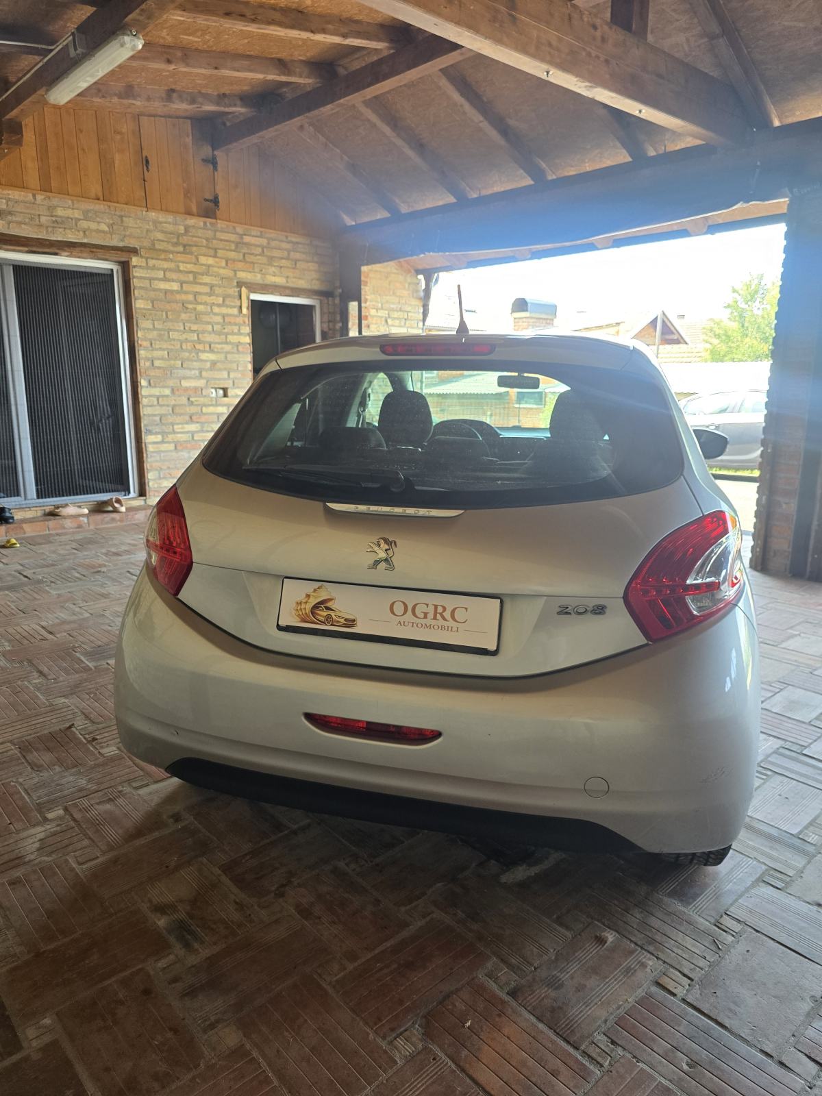 Peugeot 208 1,4 HDi, fotografija 20