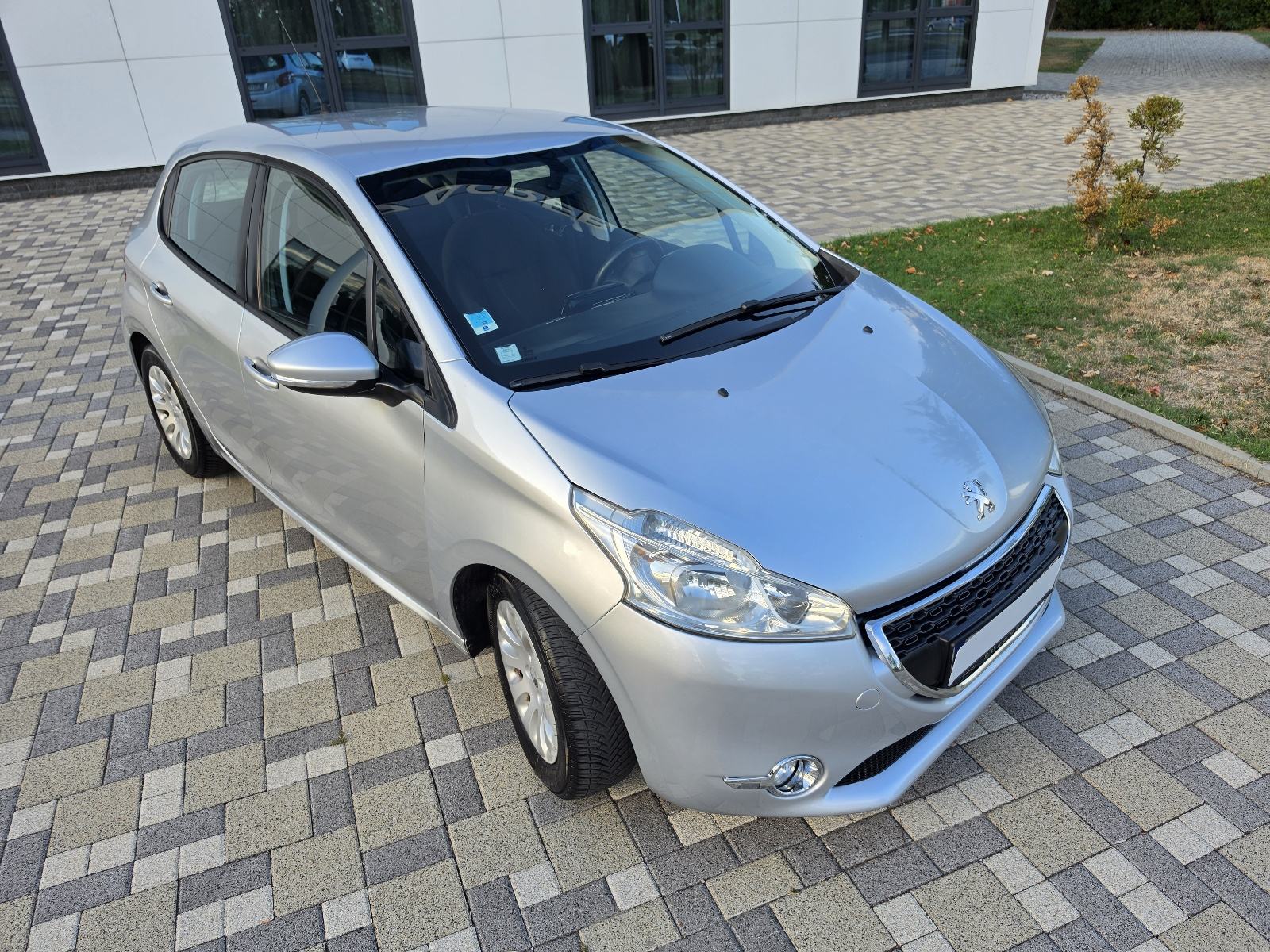Peugeot 208 1,4 VTi **ACTIVE**KLIMA**ALU**SERVISNA**REG 1 GOD**, fotografija 13