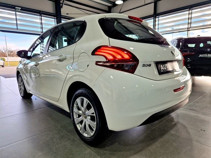 Peugeot 208 1,5 BlueHDI Active, fotografija 5