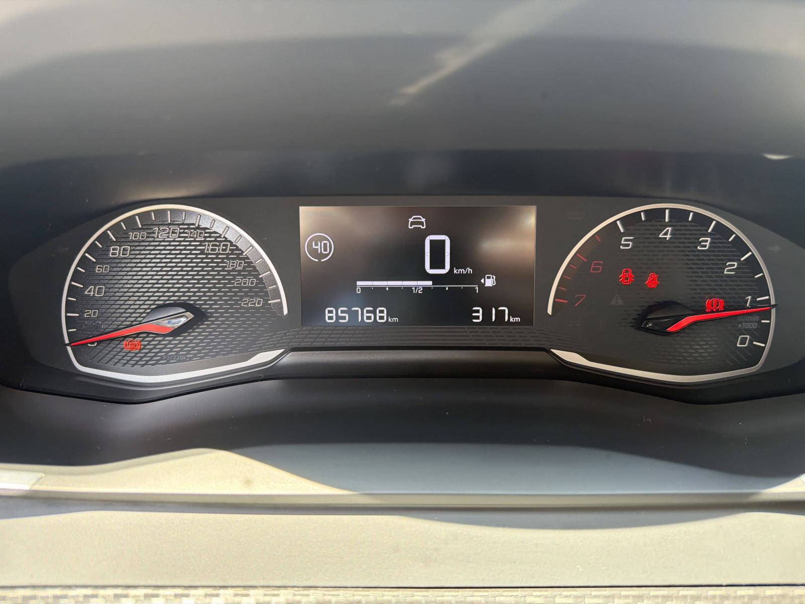 Peugeot 208 1,5 BlueHDi 100 KS * JAMSTVO 12 MJESECI, fotografija 14