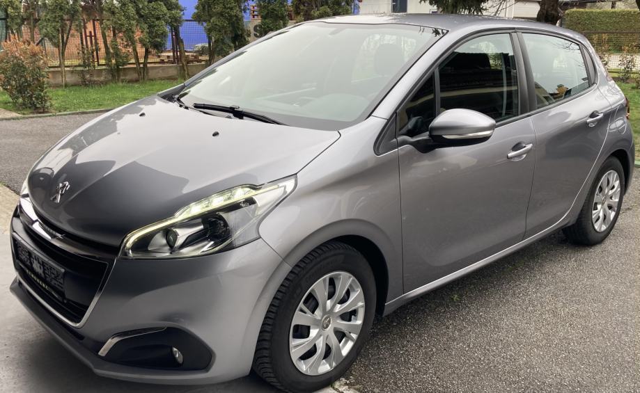 Peugeot 208 1,5 BlueHDI (veliki servis-TOP), fotografija 1