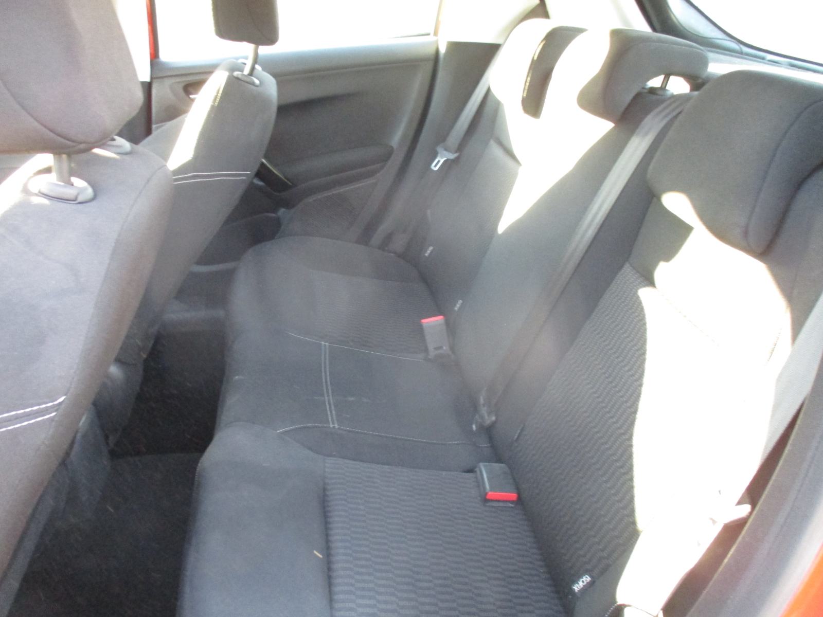 Peugeot 208 1,5 BlueHDI, fotografija 6