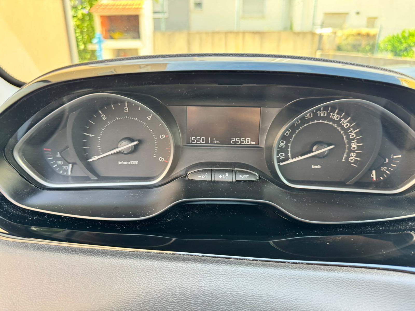Peugeot 208 1,5 BlueHDI, fotografija 5
