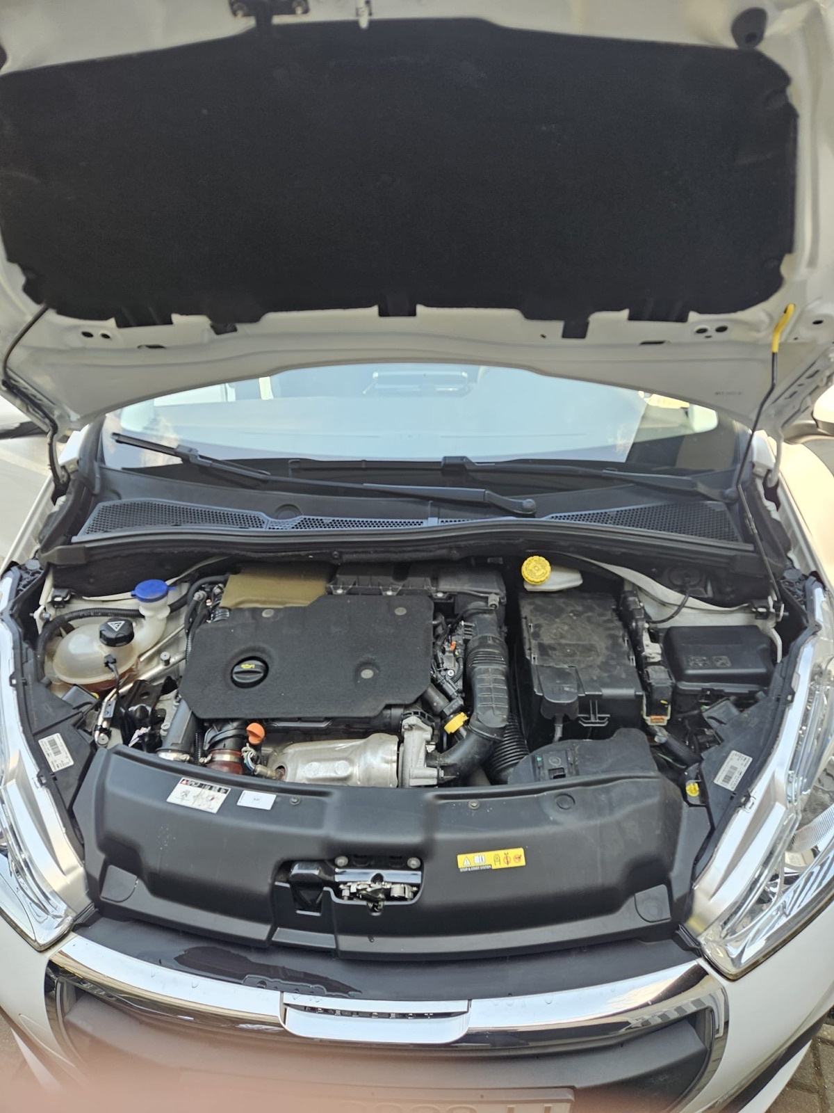 Peugeot 208 1,5 BlueHDI, fotografija 13