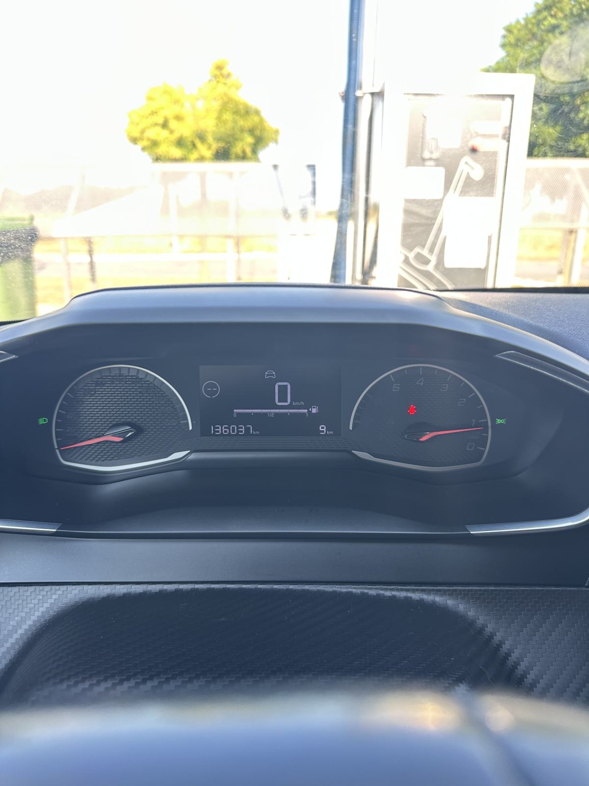 Peugeot 208 1,5 BlueHDI, fotografija 12