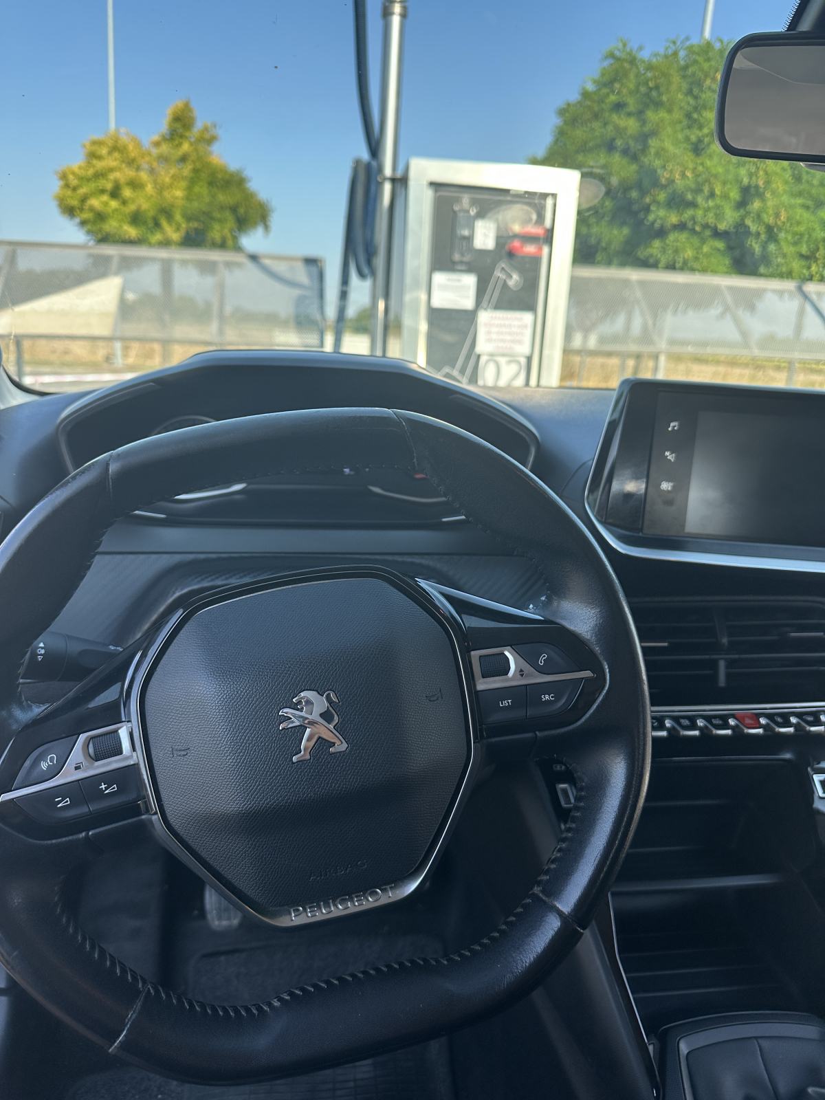 Peugeot 208 1,5 BlueHDI, fotografija 9