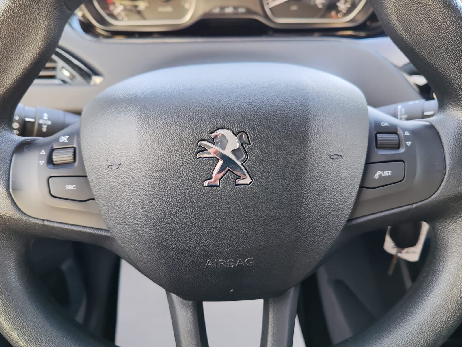 Peugeot 208 1,6 BlueHDi, 2016 G, 104000KM, KARTICE DO 36 RATA, fotografija 16