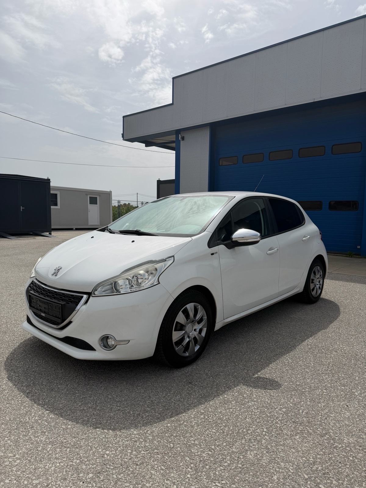 Peugeot 208 Style 1,6 eHDi 2016, fotografija 3