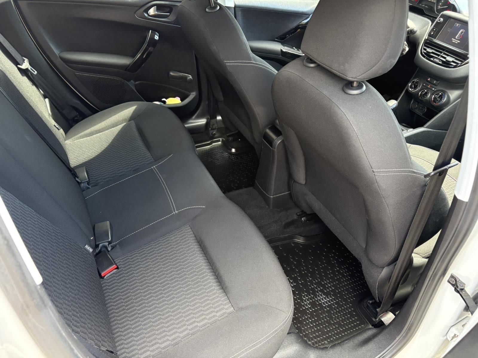 Peugeot 208 1,6 BlueHDi klima,park.senzori…ZAMJENA…K NOVI, fotografija 14