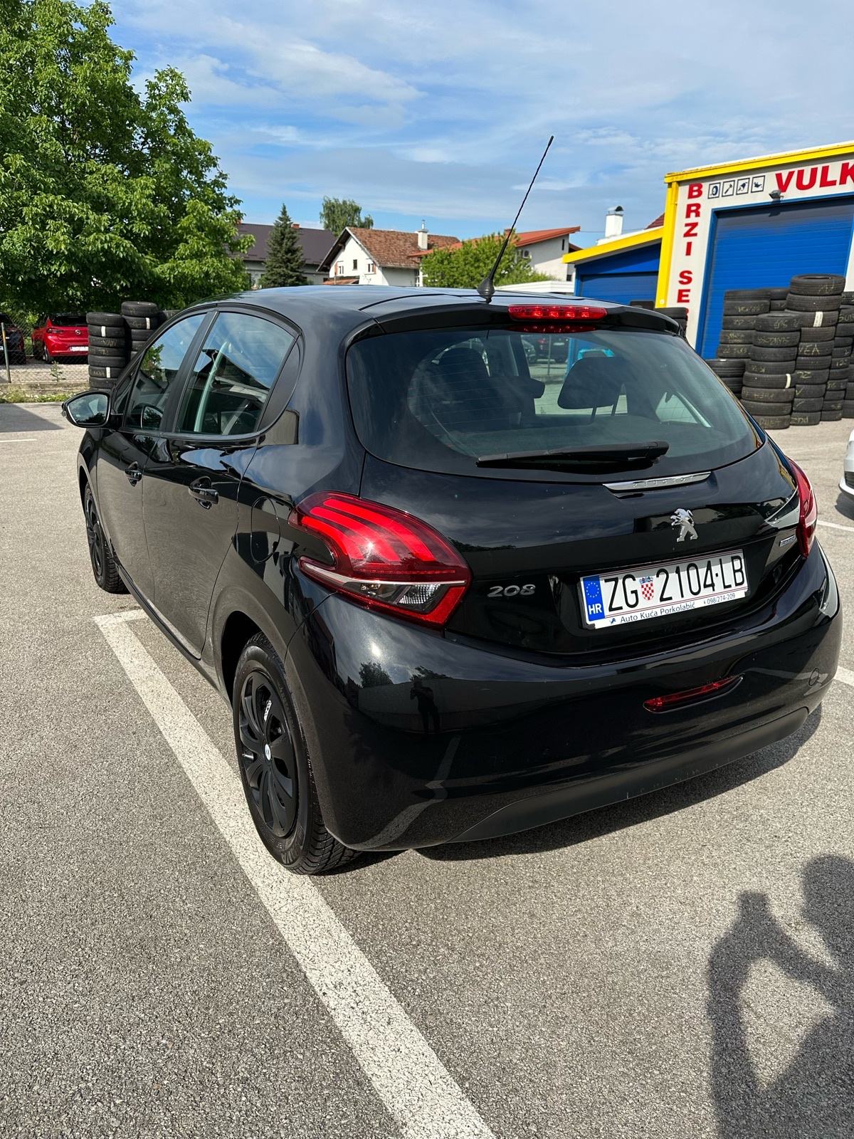 Peugeot 208 1,6 BlueHDi 179tkm, fotografija 4