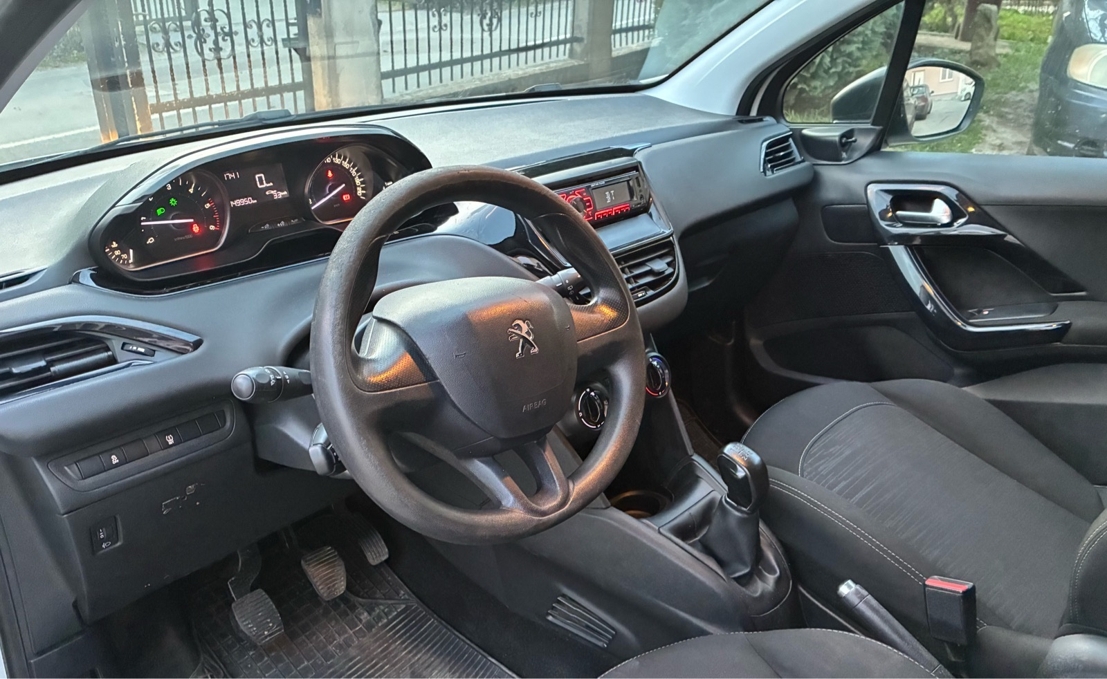 Peugeot 208 1,6 BlueHDi, fotografija 7