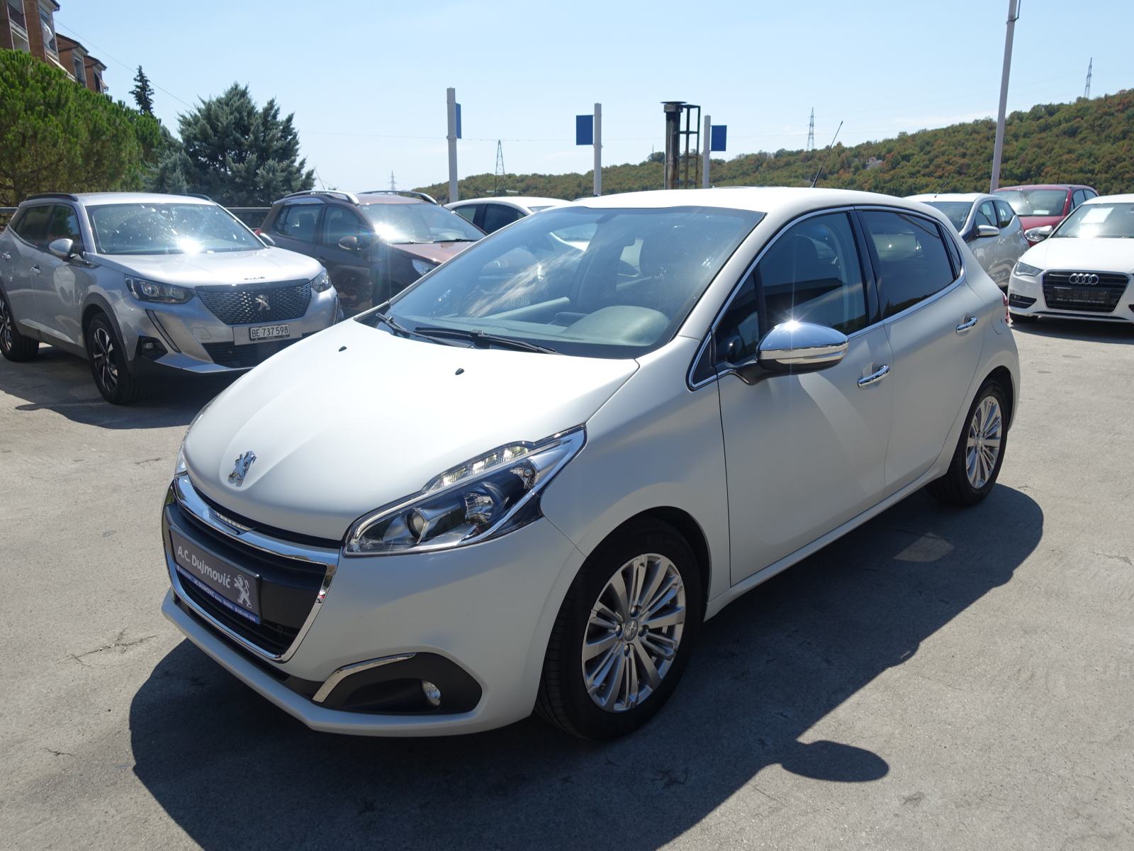 Peugeot 208 1,6 HDI / HR auto 1vl / JAMSTVO + REG.09/2026, fotografija 7