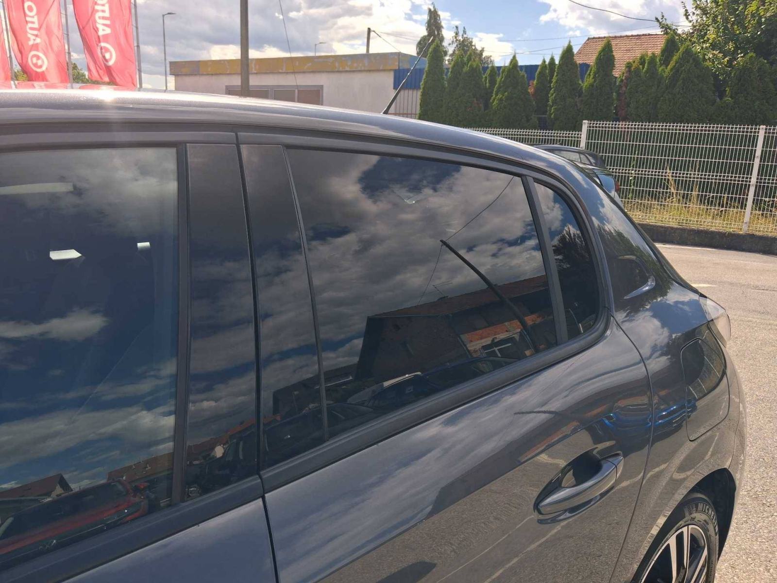 PEUGEOT 208 2023 • PREMIUM jamstvo • AutoZubak Rabljena, fotografija 15