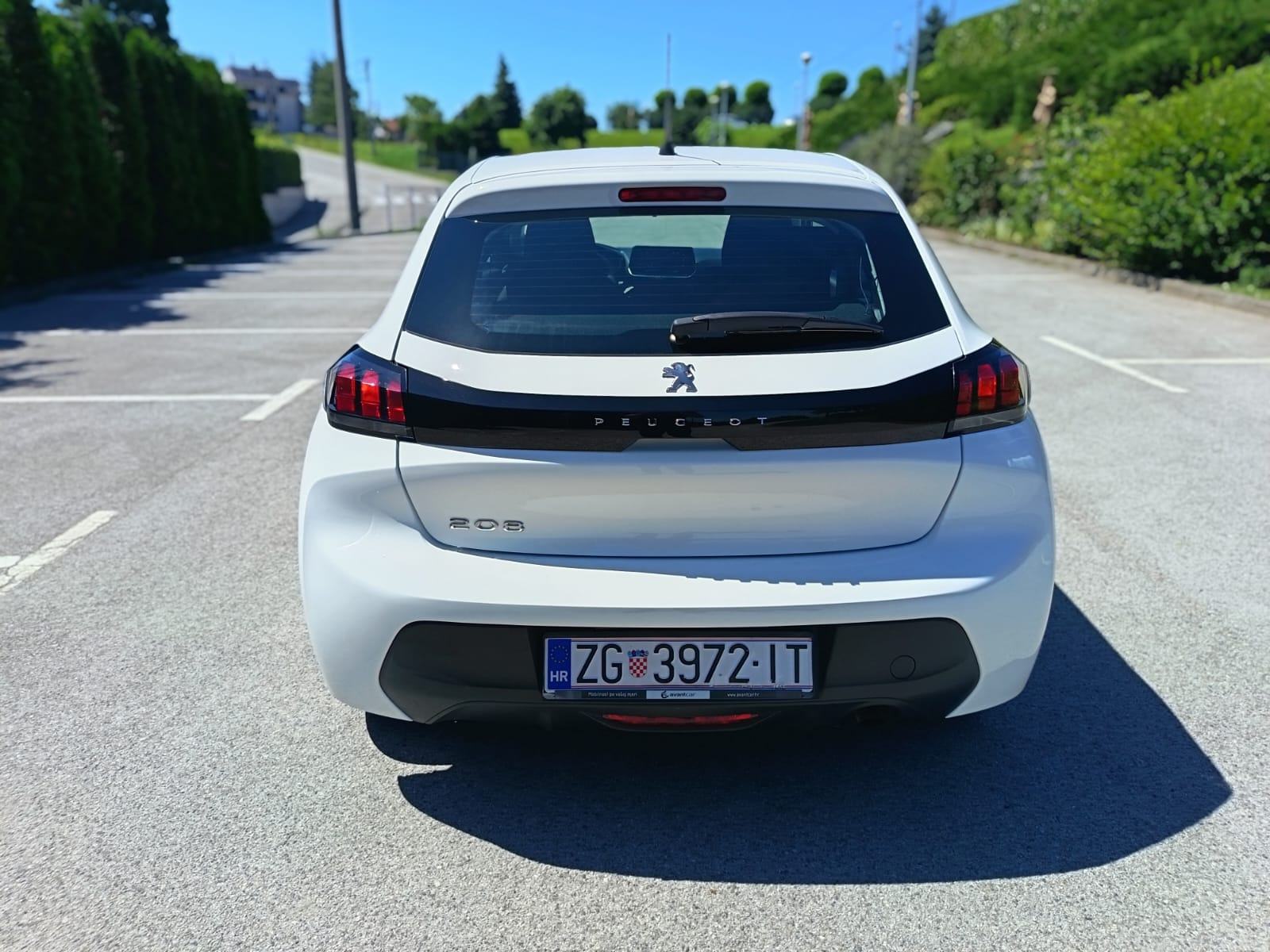 PEUGEOT 208 ACTIVE PureTech 75, fotografija 8