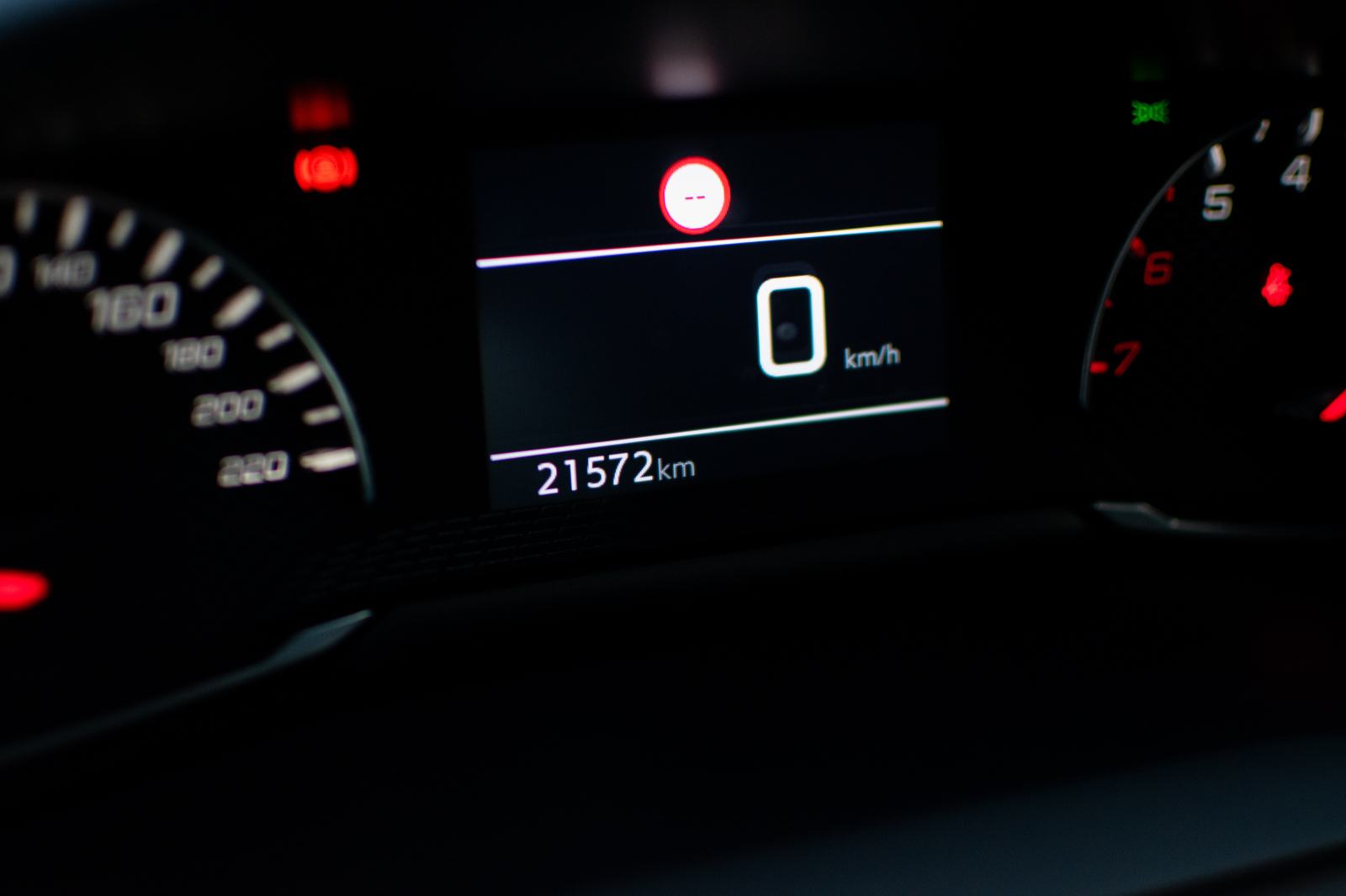 PEUGEOT 208 ACTIVE SAMO 21000 KM NOV AUTO!!!!, fotografija 13