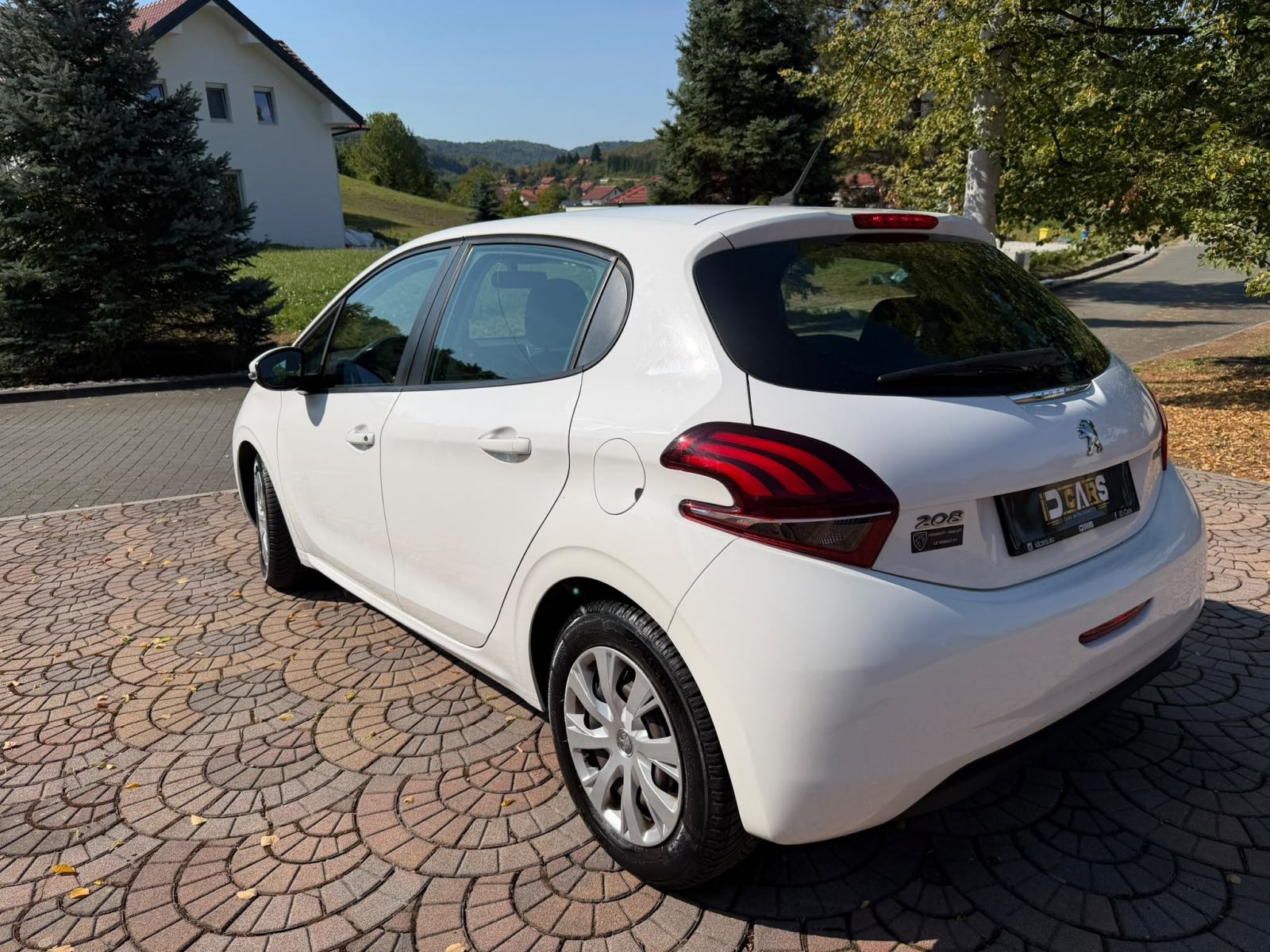 PEUGEOT 208, ALLURE, 72.000KM, SERVISNA, fotografija 6