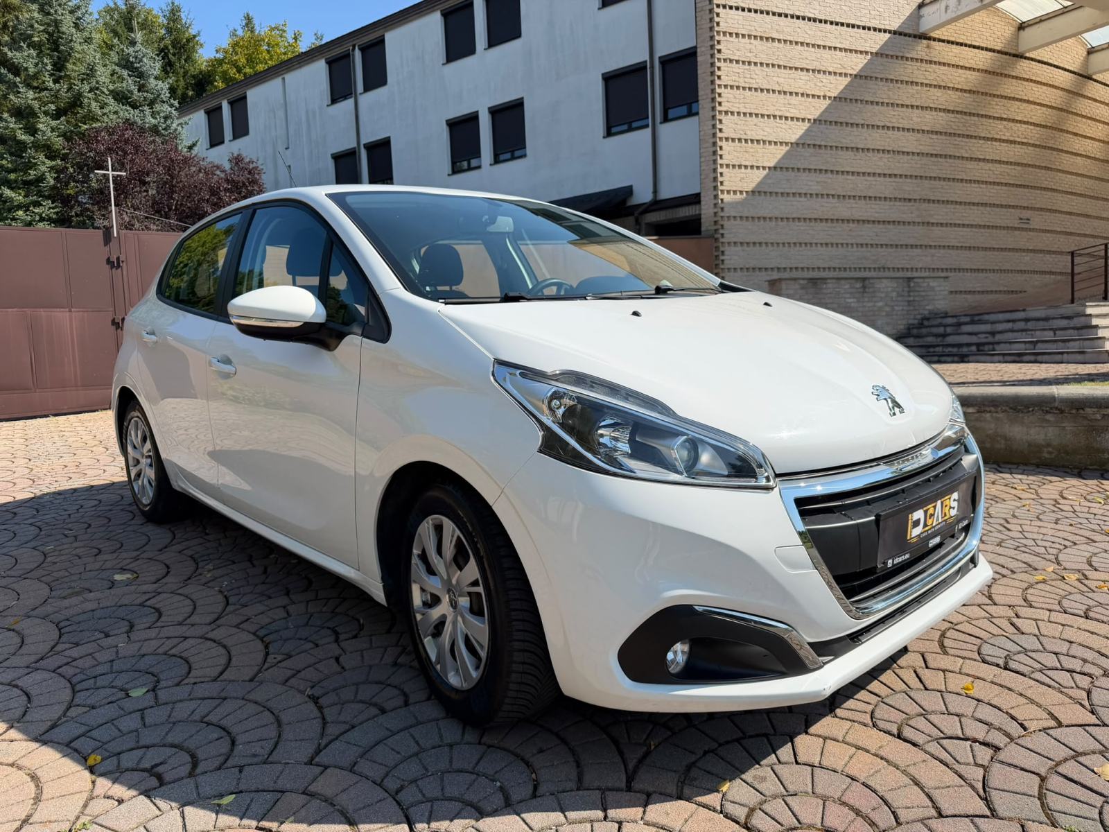 PEUGEOT 208, ALLURE, 72.000KM, SERVISNA, fotografija 3