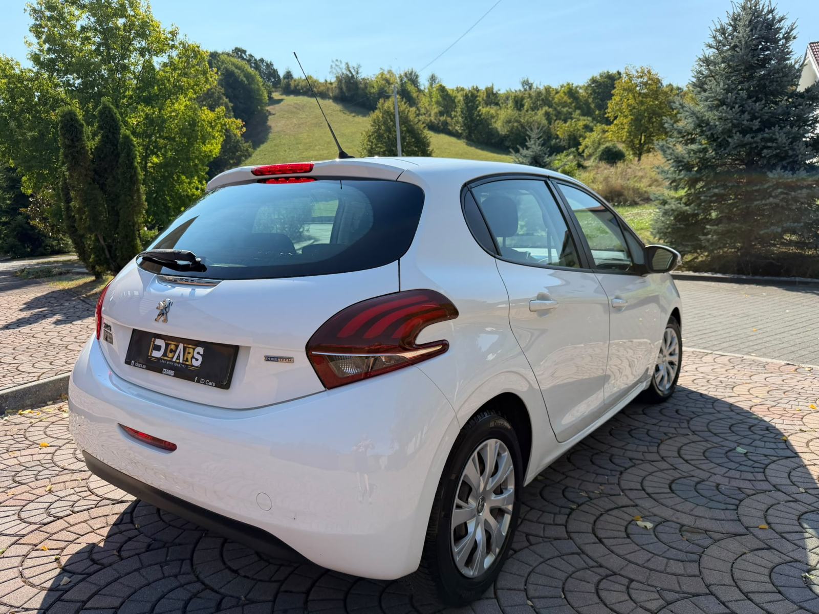 PEUGEOT 208, ALLURE, 72.000KM, SERVISNA, fotografija 4