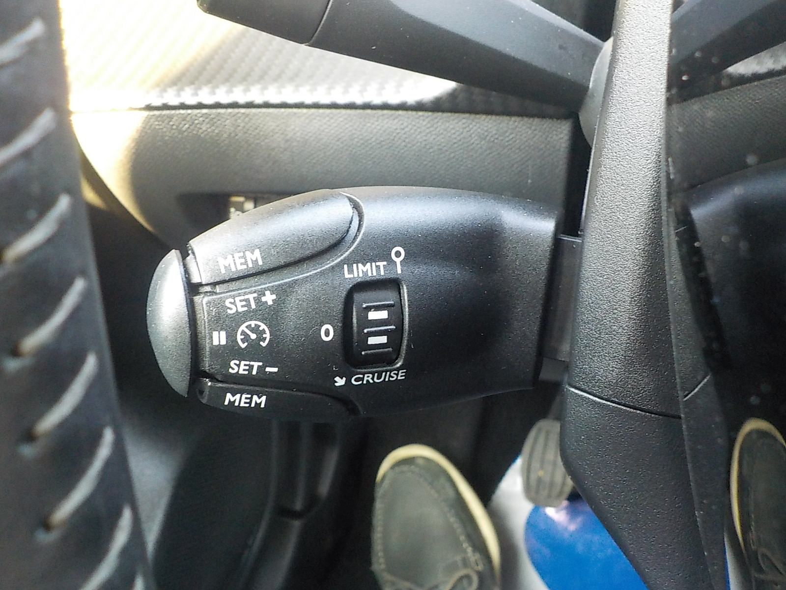 Peugeot 208 ALLURE BUSINESS 1.2 PURETECH 100 ks ⭐️HR AUTO⭐️JAMSTVO⭐️, fotografija 15