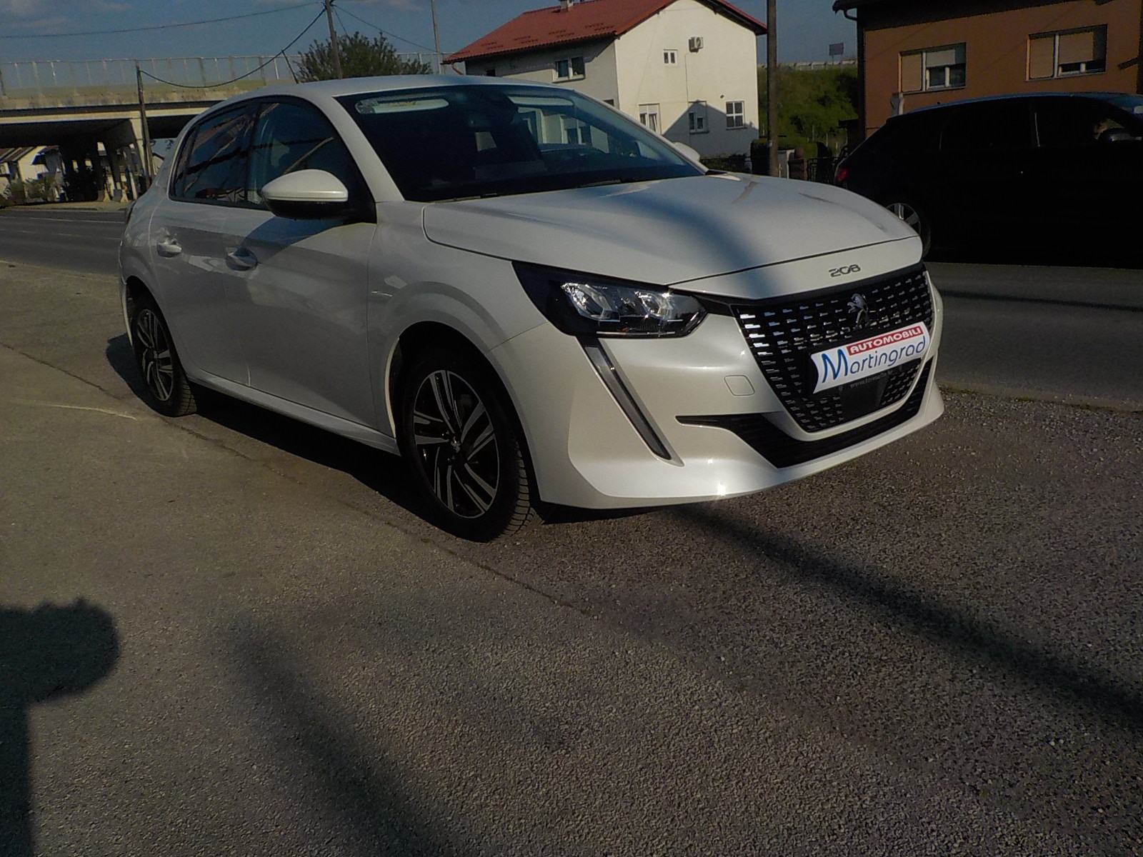 Peugeot 208 ALLURE BUSINESS 1.2 PURETECH 100 ks ⭐️HR AUTO⭐️JAMSTVO⭐️, fotografija 2