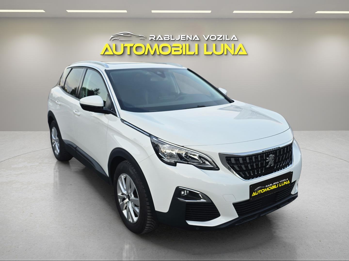 Peugeot 3008 1,2-96 KW- PANORAMA-KAMERA- 9.990 €, fotografija 3