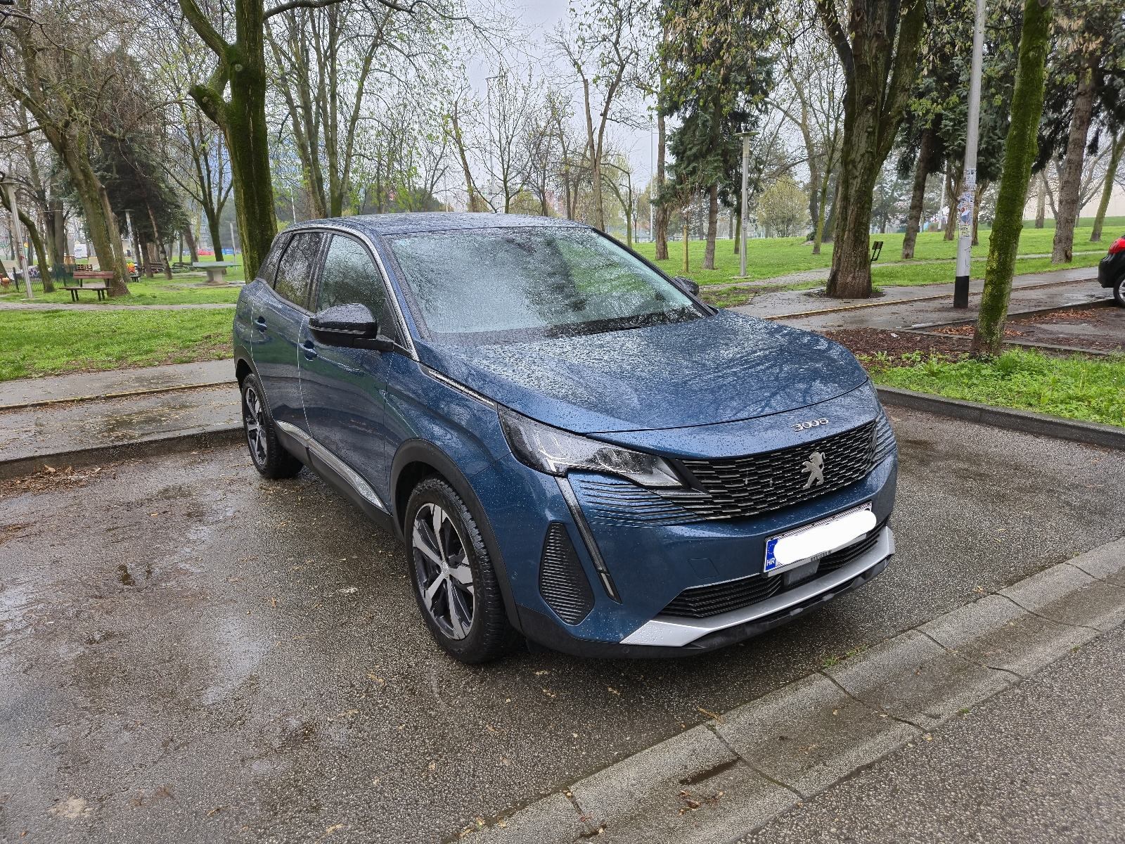 Peugeot 3008 1,2 automatik, fotografija 2