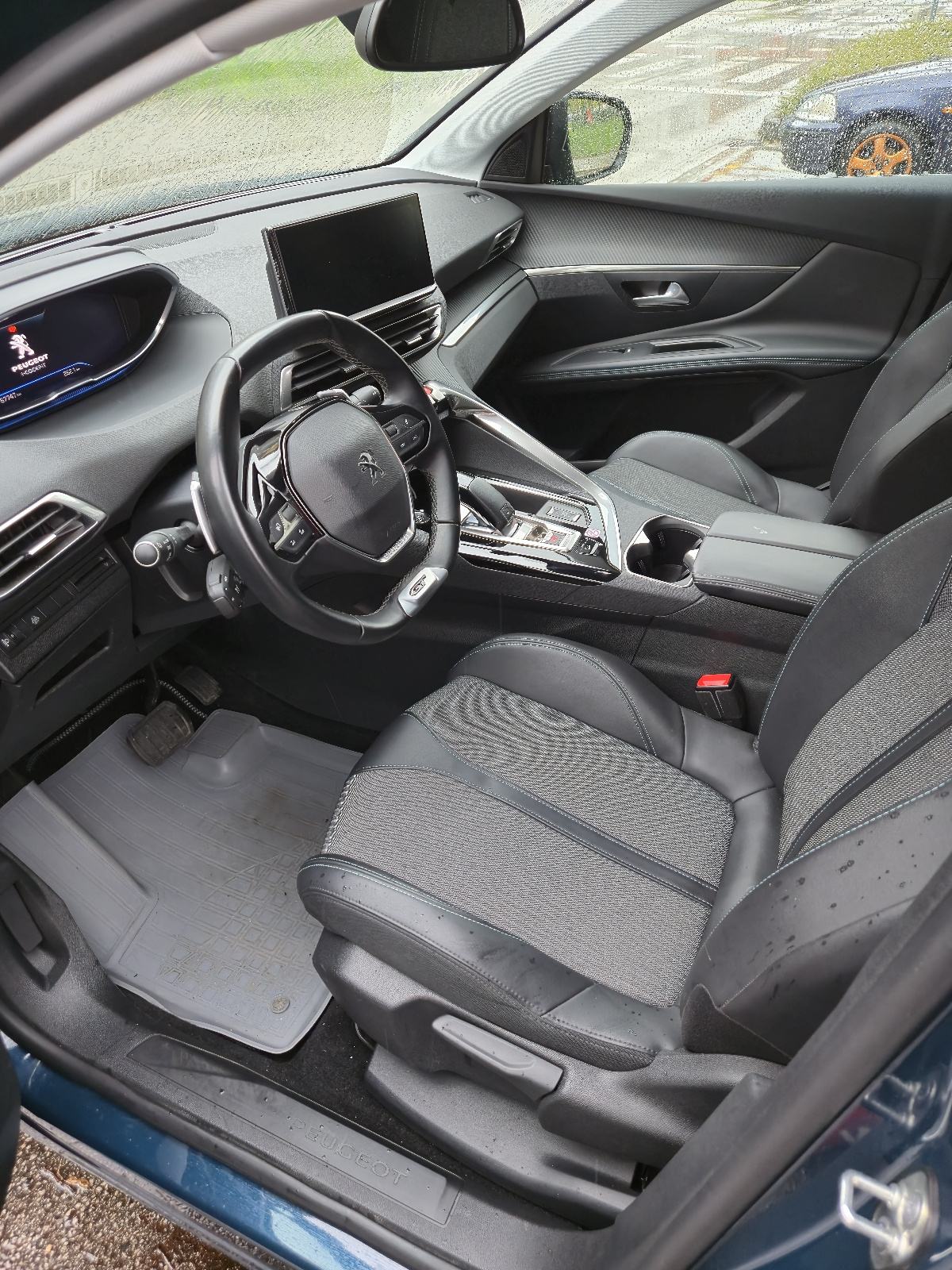 Peugeot 3008 1,2 automatik, fotografija 7