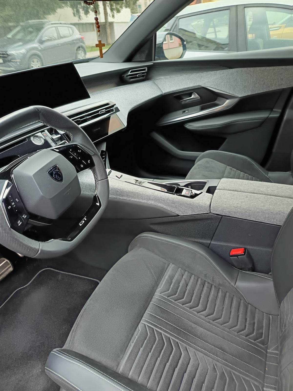 Peugeot 3008 1,2 automatik, fotografija 6