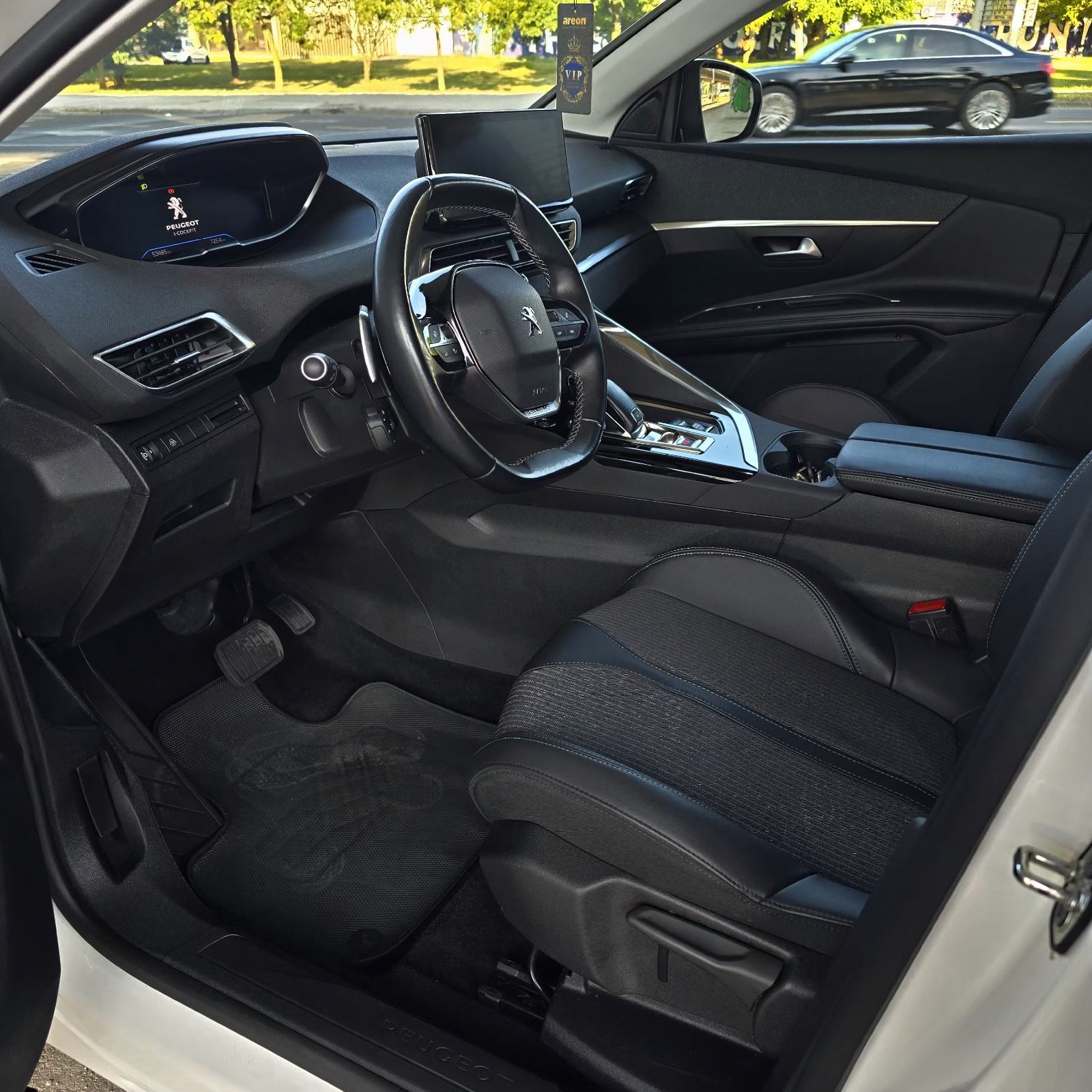 Peugeot 3008 1,2 automatik, fotografija 16