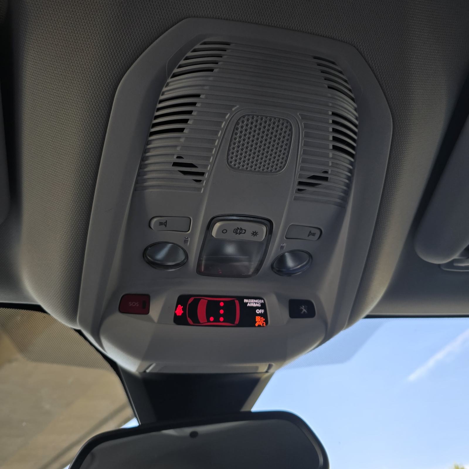 Peugeot 3008 1,2 automatik, fotografija 17