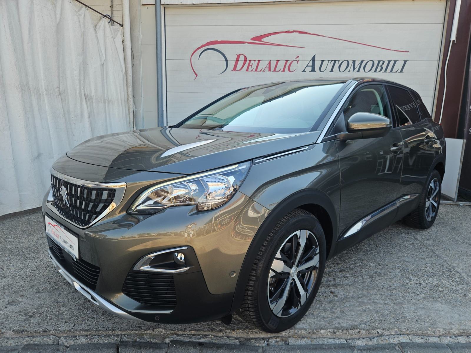 Peugeot 3008 1,2 PureTech 130 S&S Allure Aut.,72400KM,1 GODINU REGISTR, fotografija 2
