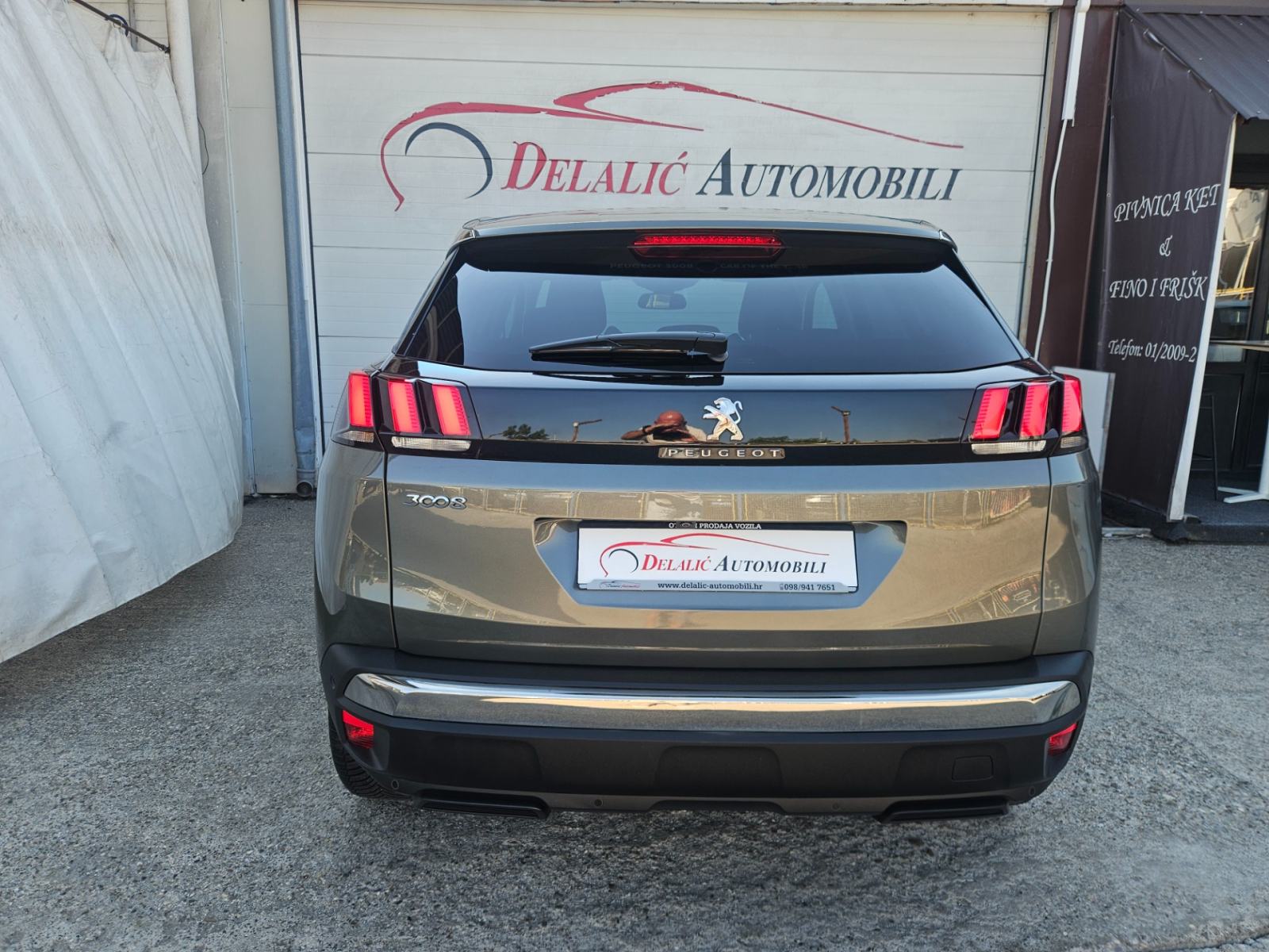 Peugeot 3008 1,2 PureTech 130 S&S Allure Aut.,72400KM,1 GODINU REGISTR, fotografija 6