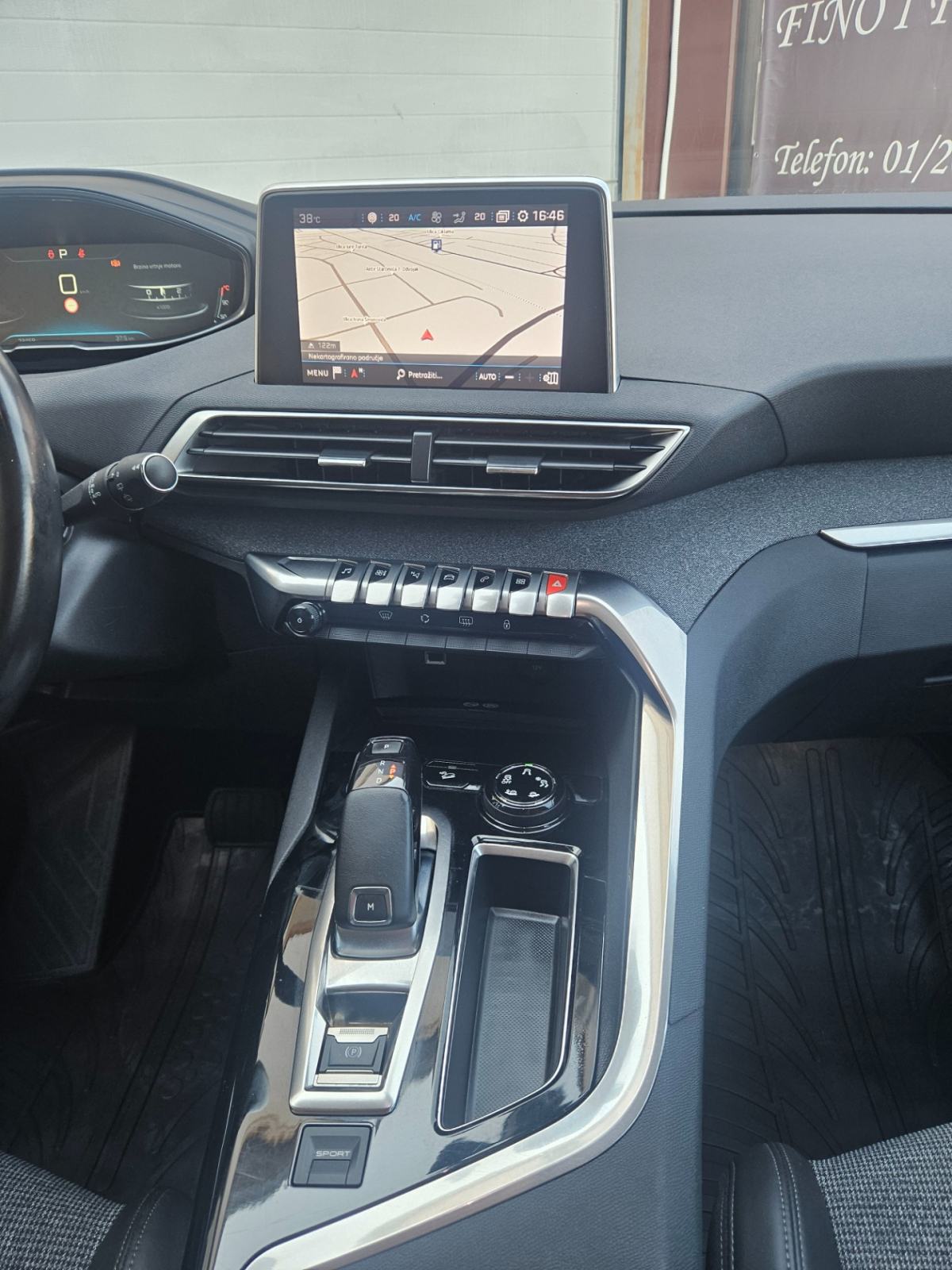 Peugeot 3008 1,2 PureTech 130 S&S Allure Aut.,72400KM,1 GODINU REGISTR, fotografija 13
