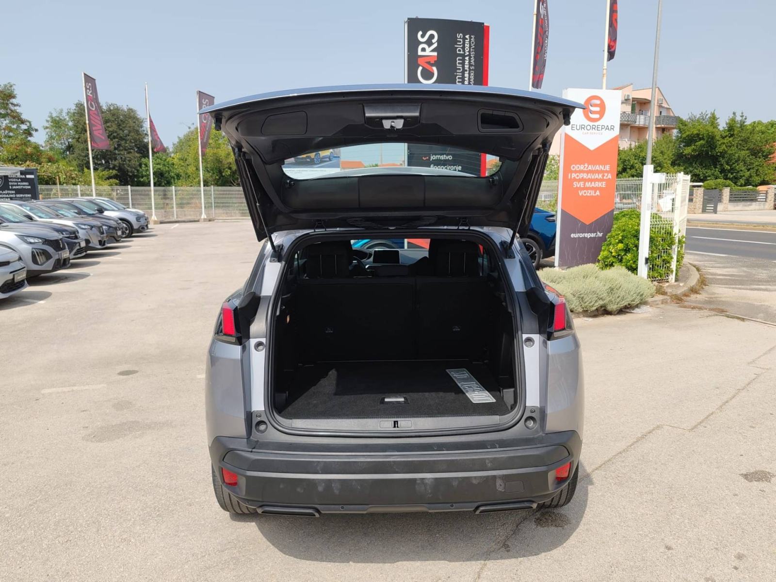 PEUGEOT 3008 1.2 PureTech 130 KS ACTIVE *VOZILO S JAMSTVOM*, fotografija 7