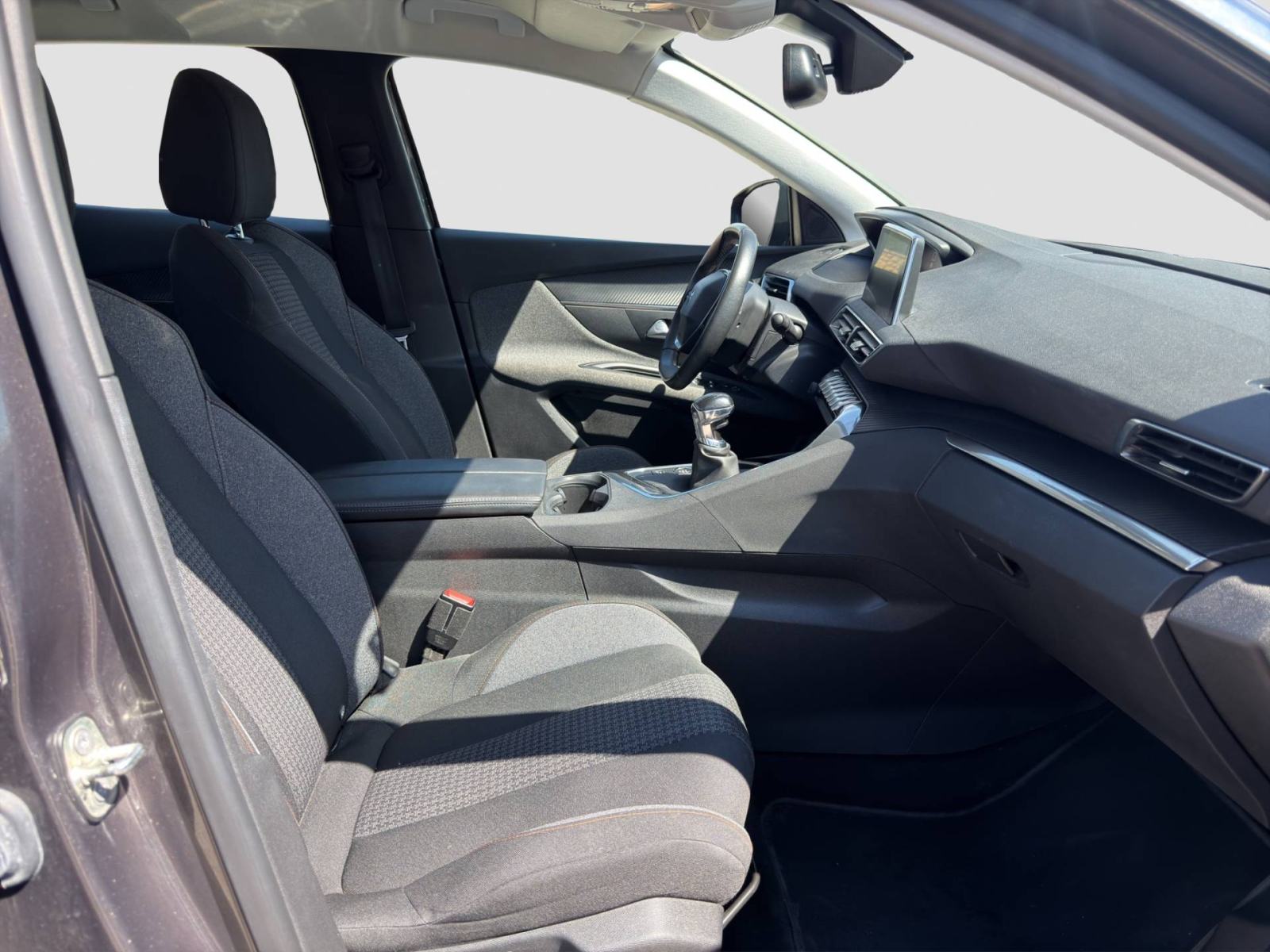 PEUGEOT 3008 1.2 PureTech 130 KS ACTIVE *VOZILO S JAMSTVOM*, fotografija 12