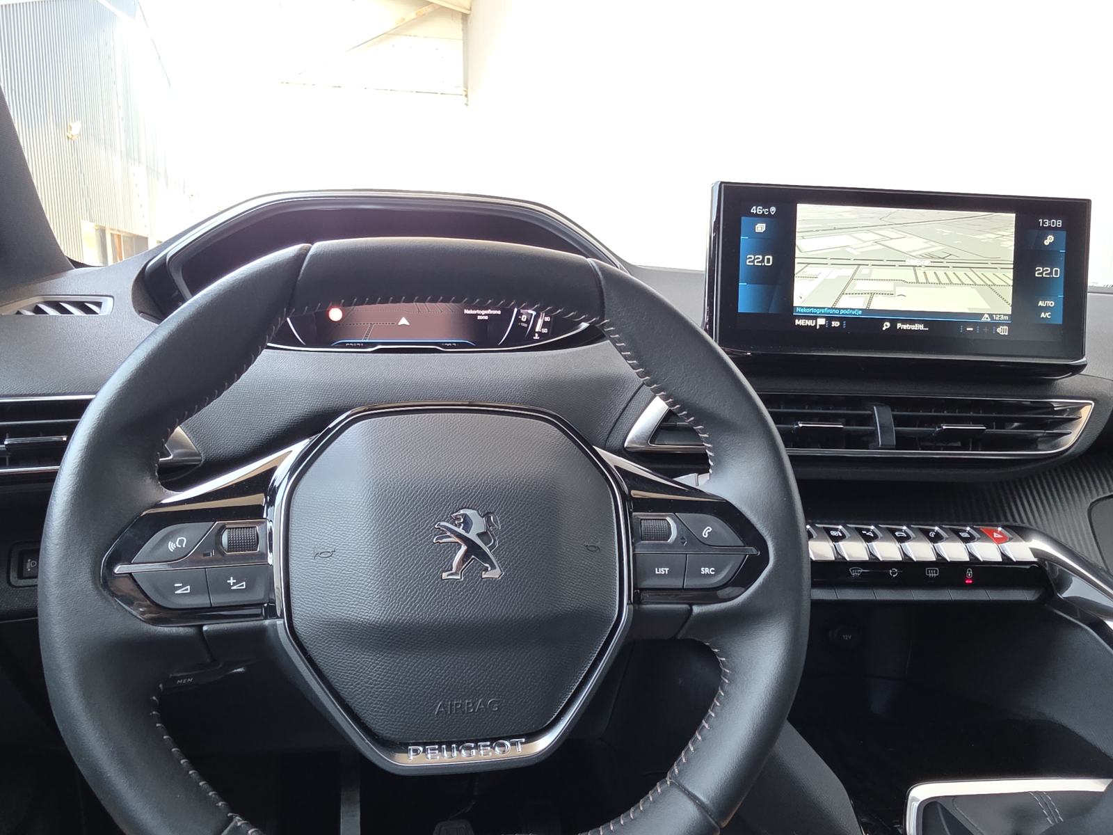 Peugeot 3008 1,2 PureTech 130 KS, NAVIGACIJA, KAMERA, CAR VERTICAL, fotografija 12